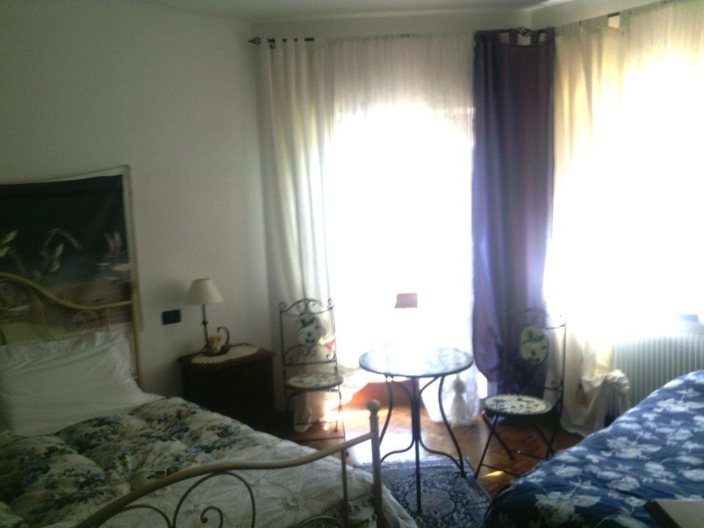 دوينو B&B Pane & Tulipani الغرفة الصورة